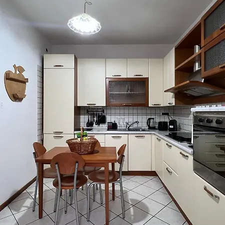 Tua Mmmm C126 Apartamento